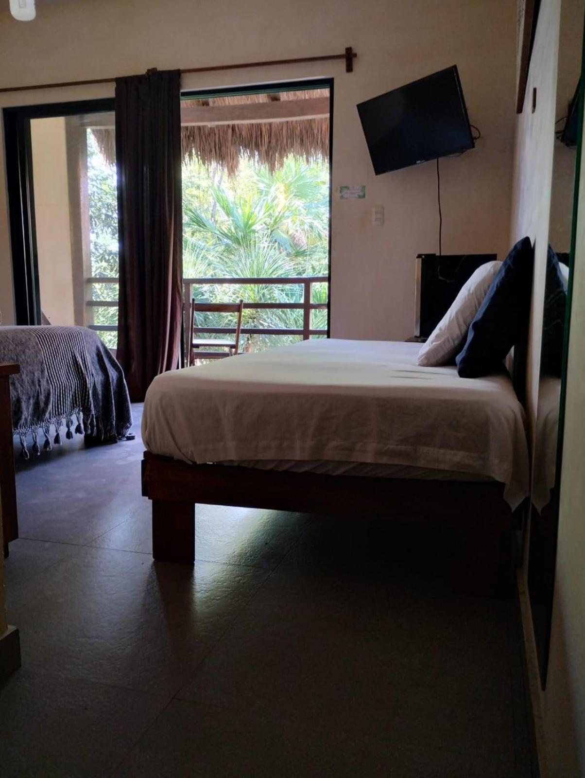 Hotel Uolis Nah تولوم المظهر الخارجي الصورة
